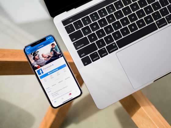 10 razones por las que usar Facebook para los negocios. Usar Facebook para los negocios es una de las formas más interesantes para darlo a conocer e interactuar con los seguidores y clientes potenciales.