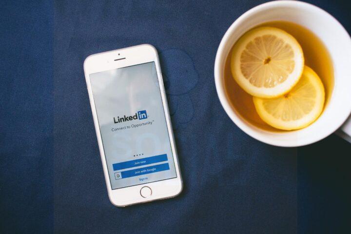 Fórmate en LinkedIn con The Social Media Lab. Con nuestro curso de formación en Linkedin le dirás adiós a las ventas a puerta fría en redes sociales no especializadas en negocios.